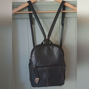 Vintage Aurielle Black Leather Backpack with Contrast Stitching